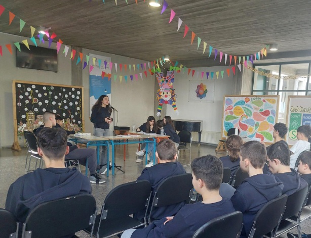 Η Παγκόσμια Ημέρα Ελληνικής Γλώσσας στο Αρσάκειο Γυμνάσιο Πατρών ΦΩΤΟ 24 Η Παγκόσμια Ημέρα Ελληνικής Γλώσσας στο Αρσάκειο Γυμνάσιο Πατρών ΦΩΤΟ