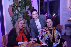 Πίτα αγάπης και προσφοράς με τρία φλουριά, από τον Safety Project, στην Πάτρα ΦΩΤΟ