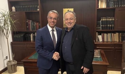 Πάτρα: Ο τ. Υπουργός Οικονομικών Χρ. Σταϊκούρας σε επισκέψεις για ζητήματα αγοράς ΦΩΤΟ