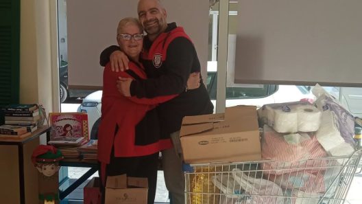 Προσφορά τροφίμων στο «Φωτεινό Αστέρι» ΦΩΤΟ