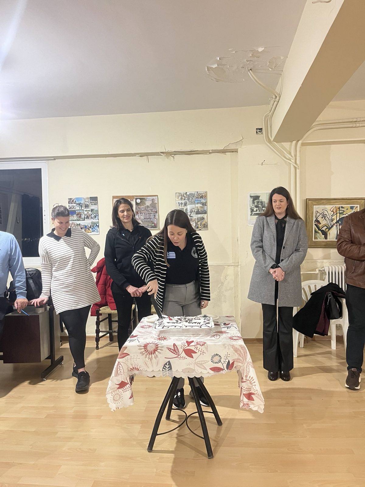 Οι Αλισσαίοι για καλή χρονιά με πολλούς χορούς ΦΩτΟ