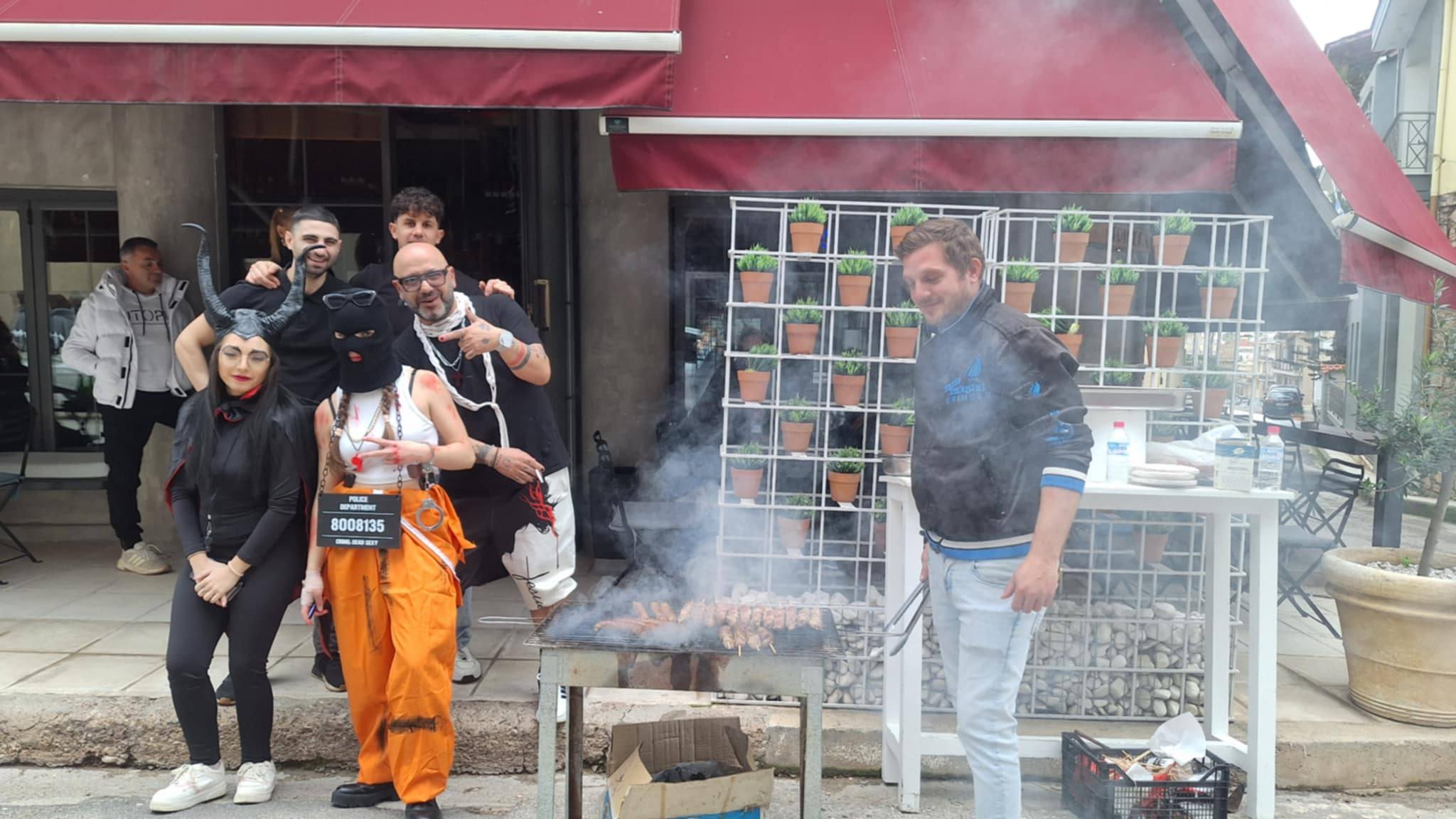 Καλές Απόκριες και Τσικνοπέμπτη στο Αίγιο ΦΩΤΟ