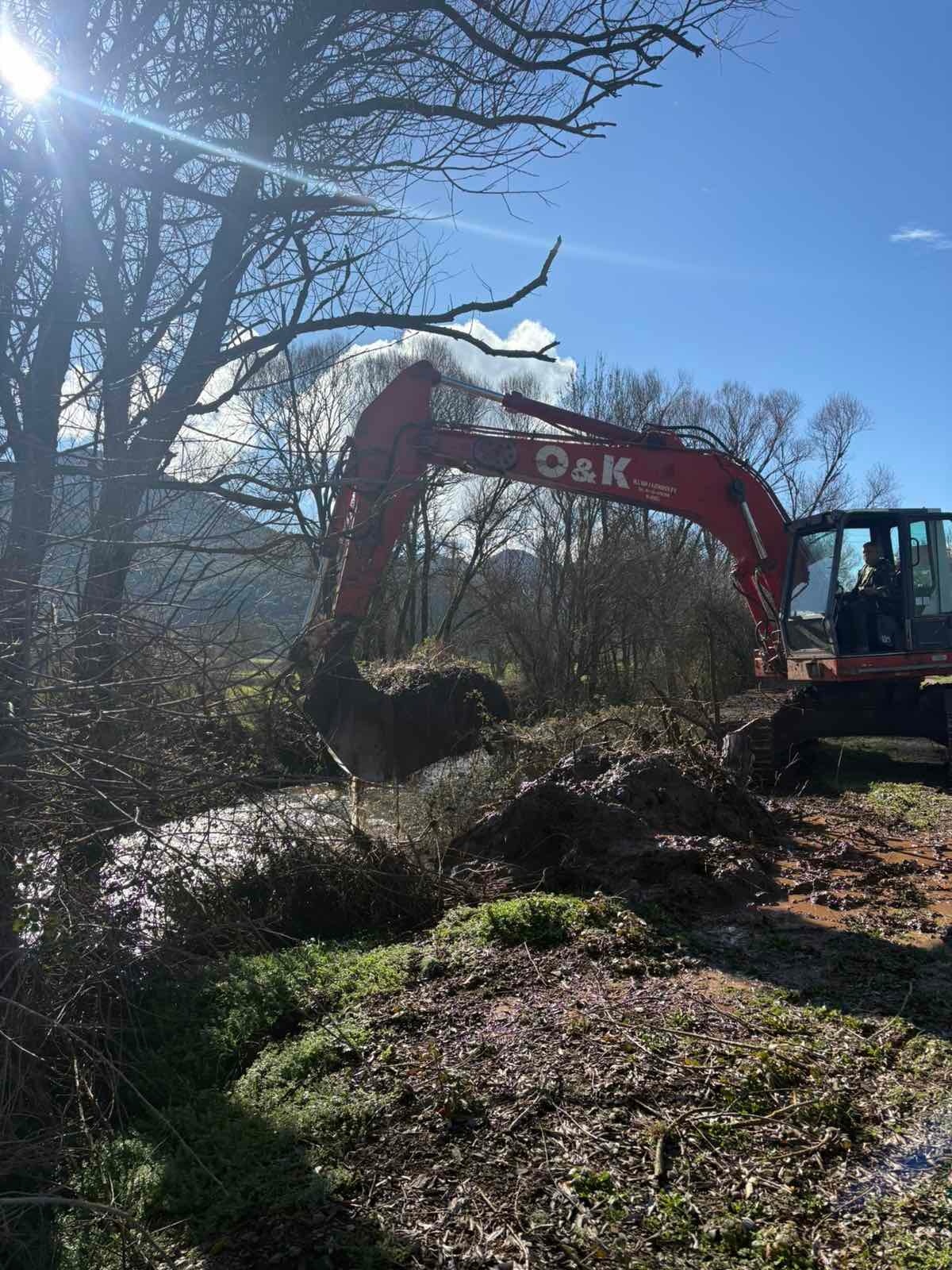 Καλάβρυτα: Επέμβαση της Πολιτικής Προστασίας σε πλημμυρικά φαινόμενα ΦΩΤΟ
