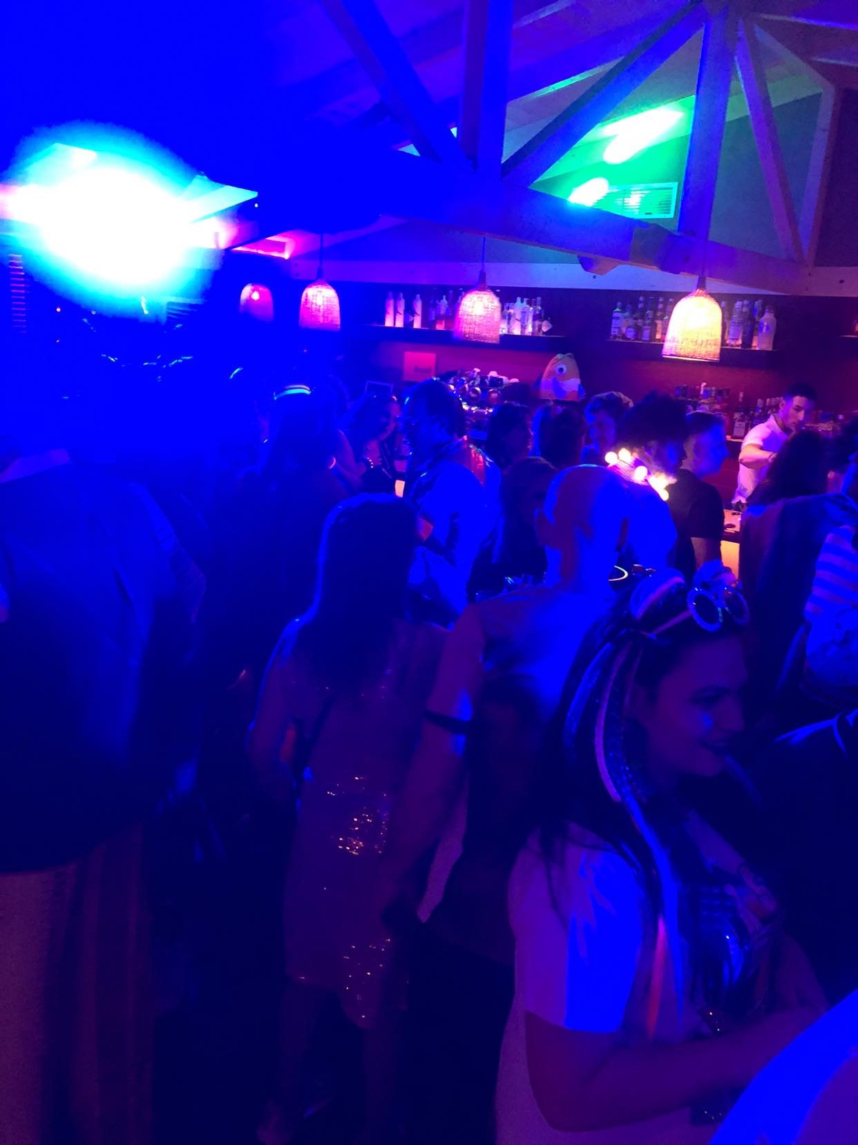 Το Γυμνάσιο Ρίου σε ξέφρενο Carnival party ΦΩΤΟ