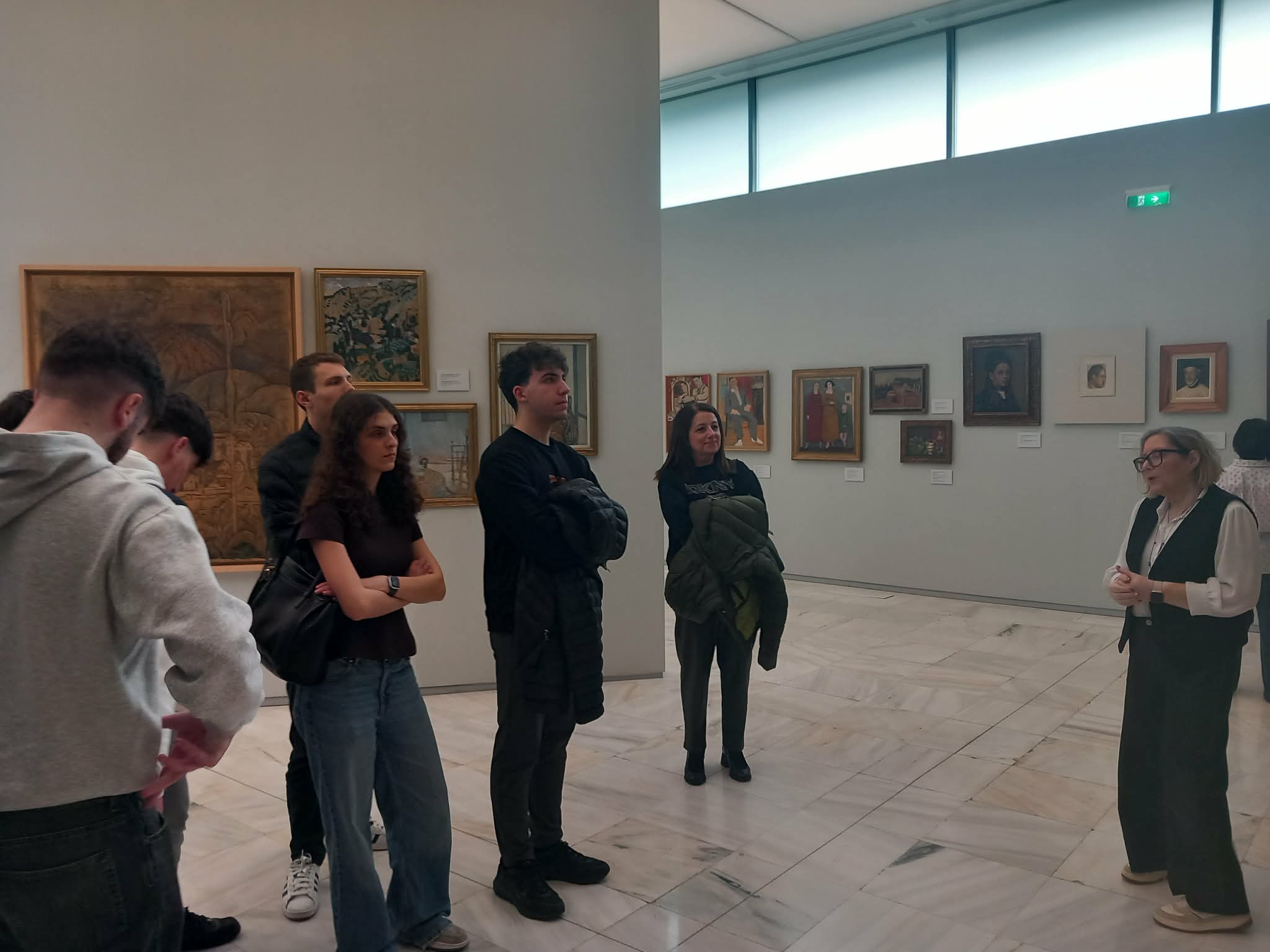 Μαθητές του Αρσακείου Λυκείου Πατρών γνώρισαν το Αρχαιολογικό Μουσείο ΦΩΤΟ