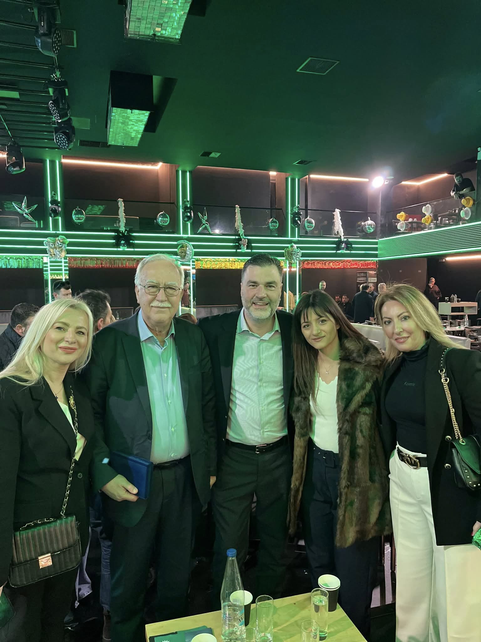 Πάτρα: Κοσμοσυρροή στην πίτα του ΠΑΣΟΚ Αχαΐας, με Παπανδρέου, Δουδωνή, Σταρακά ΦΩΤΟ