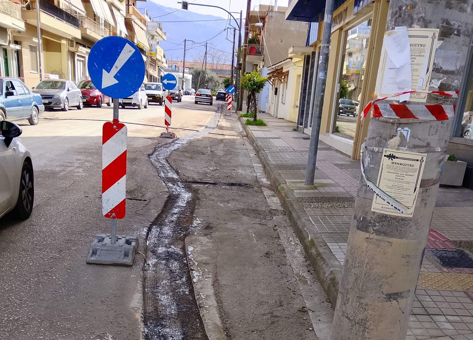 Ζαρουχλέΐκα Πάτρας: Γκρίνια για τις οπτικές ίνες εν ώρα κυκλοφοριακού φόρτου ΦΩΤΟ