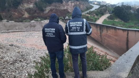 Ελεκίστρα Πατρών: Ετέθη σε αντιπλημμυρικό συναγερμό ΒΙΝΤΕ0- ΦΩΤΟ