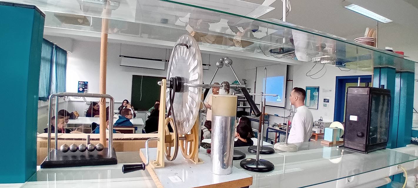 Μικροί επιστήμονες από την Ακράτα εν δράσει στο ΕΚΦΕ Αιγίου ΦΩΤΟ