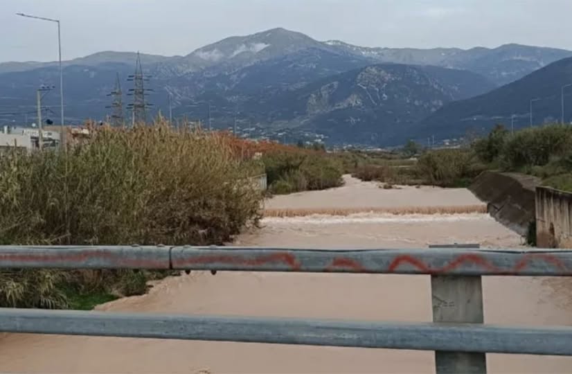 Πάτρα: Σε επιφυλακή ετέθη η Πολιτική Προστασία για τον ποταμό Γλαύκο που «φούσκωσε» και απειλεί ΒΙΝΤΕΟ - ΦΩΤΟ 30 Πάτρα: Σε επιφυλακή ετέθη η Πολιτική Προστασία για τον ποταμό Γλαύκο που «φούσκωσε» και απειλεί ΒΙΝΤΕΟ - ΦΩΤΟ