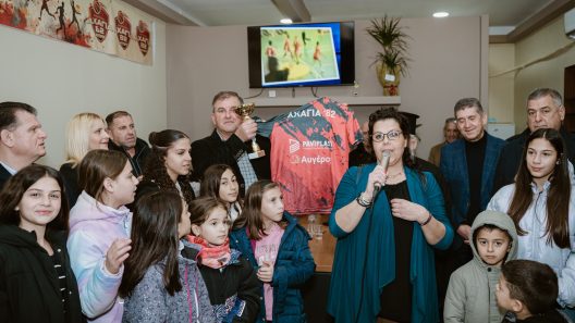 Η ιστορική ομάδα της «Αχαγιάς 82 – Αυγέρος» υποδέχθηκε τη νέα χρονιά ΦΩΤΟ