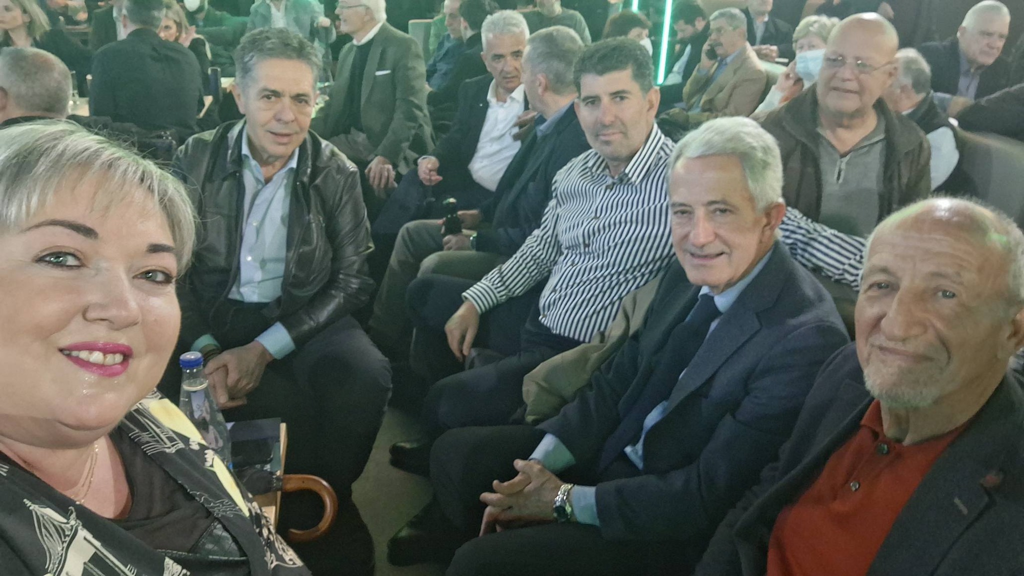 Πάτρα: Κοσμοσυρροή στην πίτα του ΠΑΣΟΚ Αχαΐας, με Παπανδρέου, Δουδωνή, Σταρακά ΦΩΤΟ