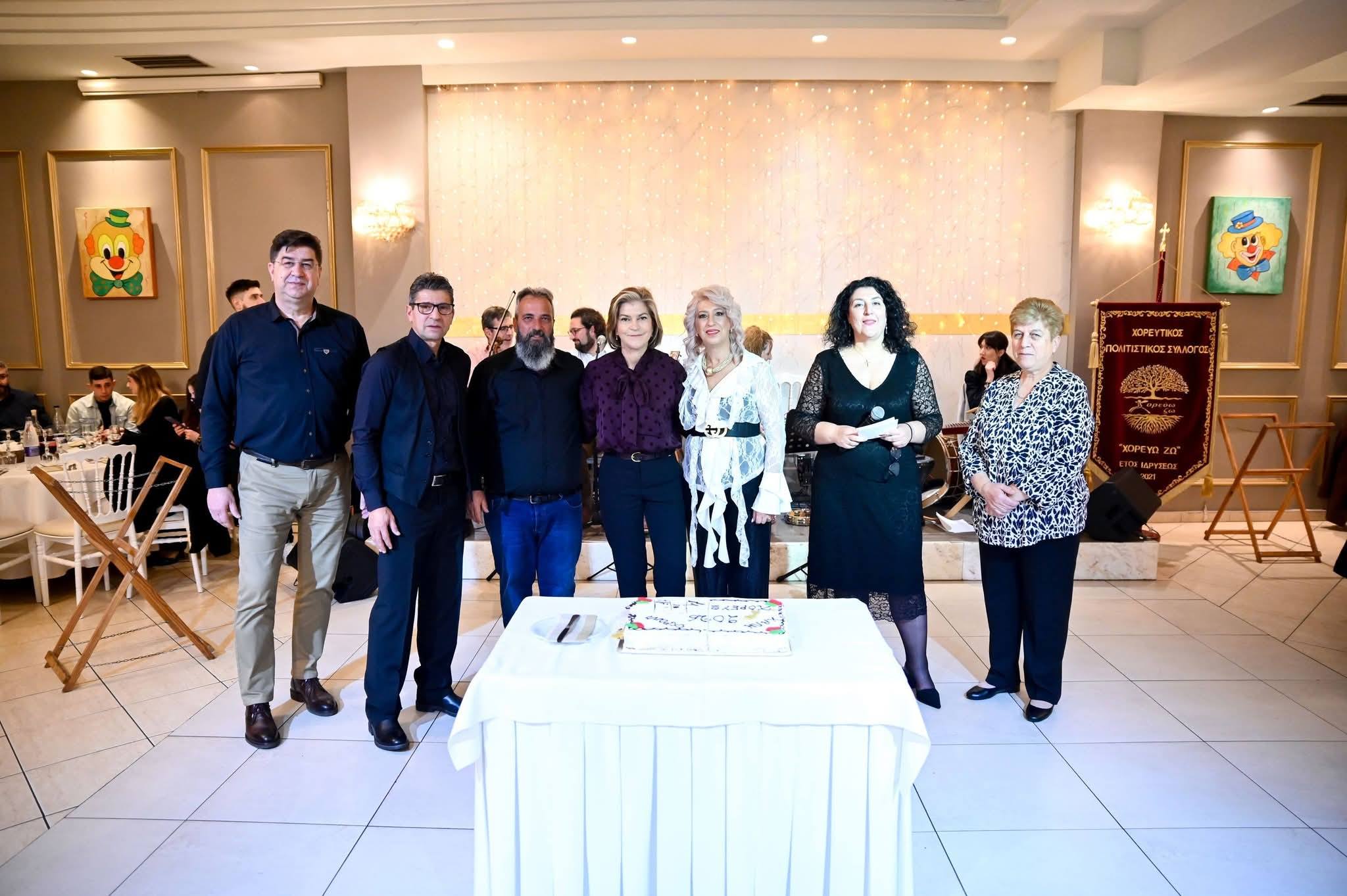 Ο Σύλλογος «Χορεύω-Ζω», στα Κρύα Ιτεών, έκοψε Βασιλόπιτα ΦΩΤΟ 35 Ο Σύλλογος «Χορεύω-Ζω», στα Κρύα Ιτεών, έκοψε Βασιλόπιτα ΦΩΤΟ