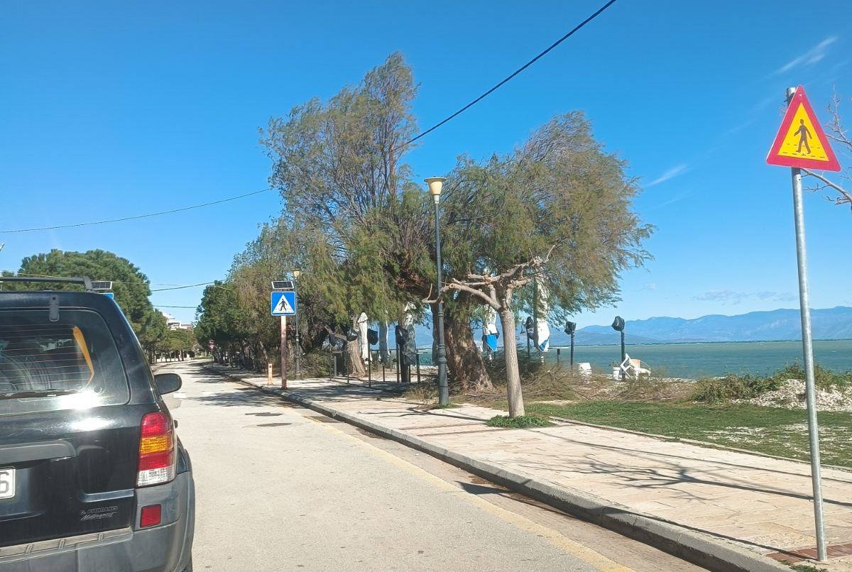 Αχαΐα: «Φάουλ» του ΔΕΔΔΗΕ σε δύο παραλίες ΦΩΤΟ