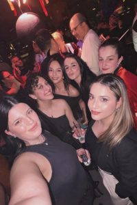 Το προσωπικό της Κλινικής Αποκατάστασης «ΟΛΥΜΠΙΟΝ» άλλαξε «αμφίεση» ΦΩΤΟ