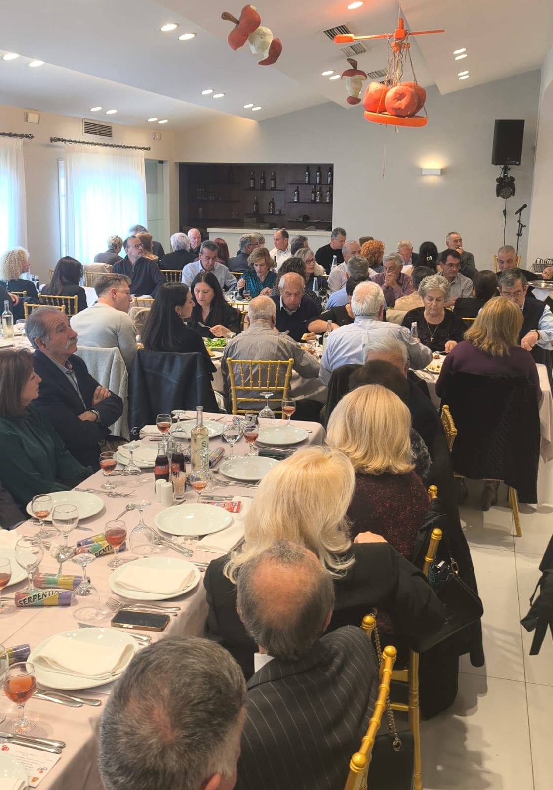 Πίτα και Αποκριές σε ένα...«καυτό» γλέντι για τους Απόστρατους της Πυροσβεστικής ΦΩΤΟ