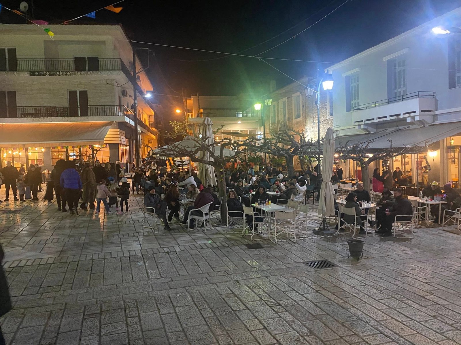 Μαγική καρναβαλική βραδιά στην Ακράτα ΦΩΤΟ