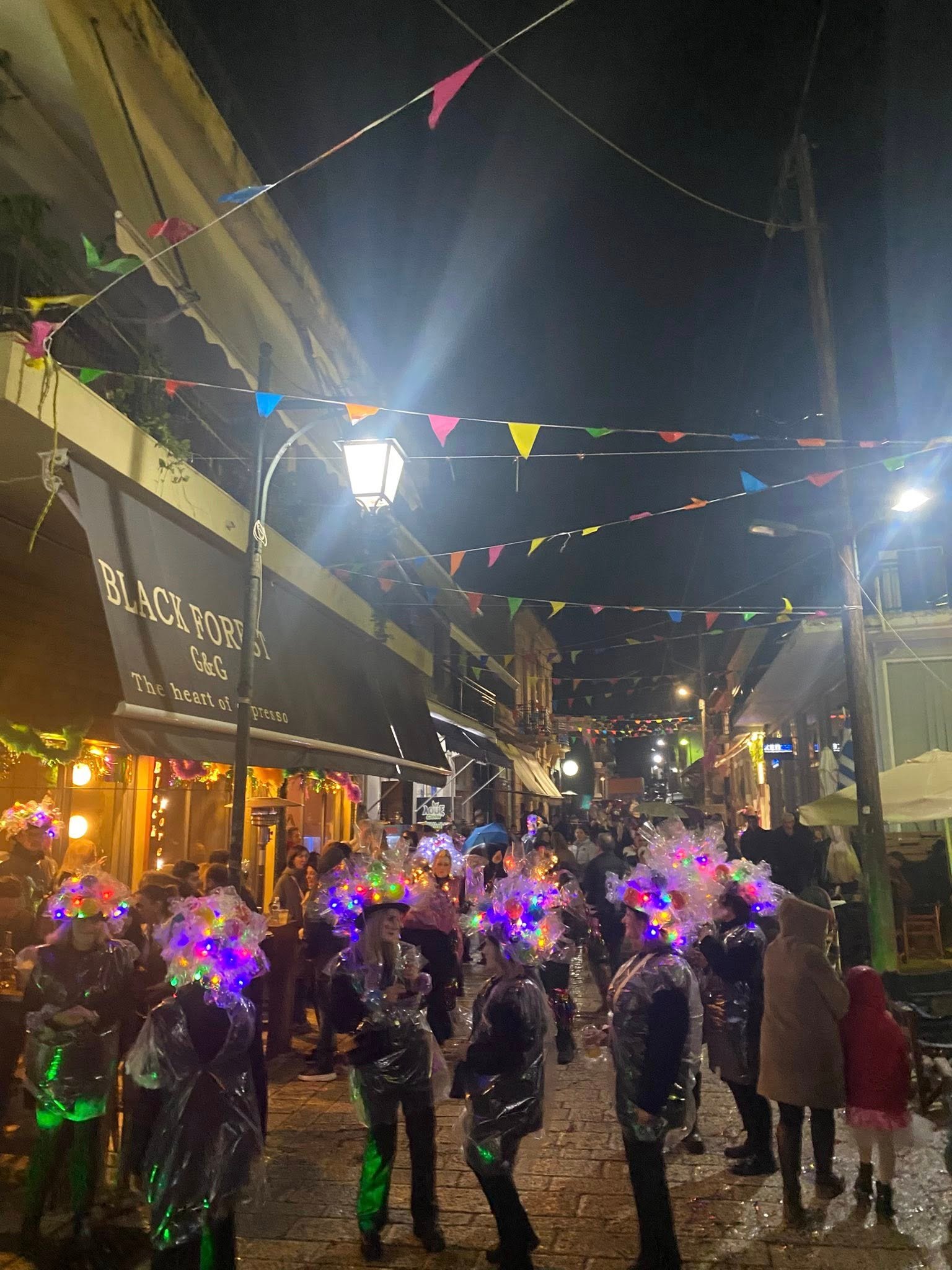 Μαγική καρναβαλική βραδιά στην Ακράτα ΦΩΤΟ