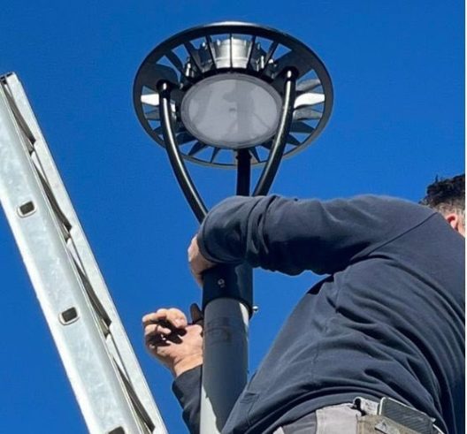 Κάτω Αχαΐα: Νέος, σύγχρονος δημοτικός φωτισμός στην Πλατεία Δημοκρατίας