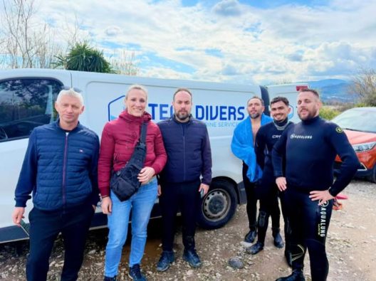 Δράση με δύτες στο ποτάμι των Καμαρών Αχαΐας, για καραμπίνα ΦΩΤΟ 29 Δράση με δύτες στο ποτάμι των Καμαρών Αχαΐας, για καραμπίνα ΦΩΤΟ