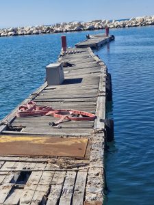 Πάτρα: «Βούλιαξε» η Μαρίνα με τις εξέδρες διαλυμένες μέσα στη θάλασσα ΦΩΤΟ 38 Πάτρα: «Βούλιαξε» η Μαρίνα με τις εξέδρες διαλυμένες μέσα στη θάλασσα ΦΩΤΟ