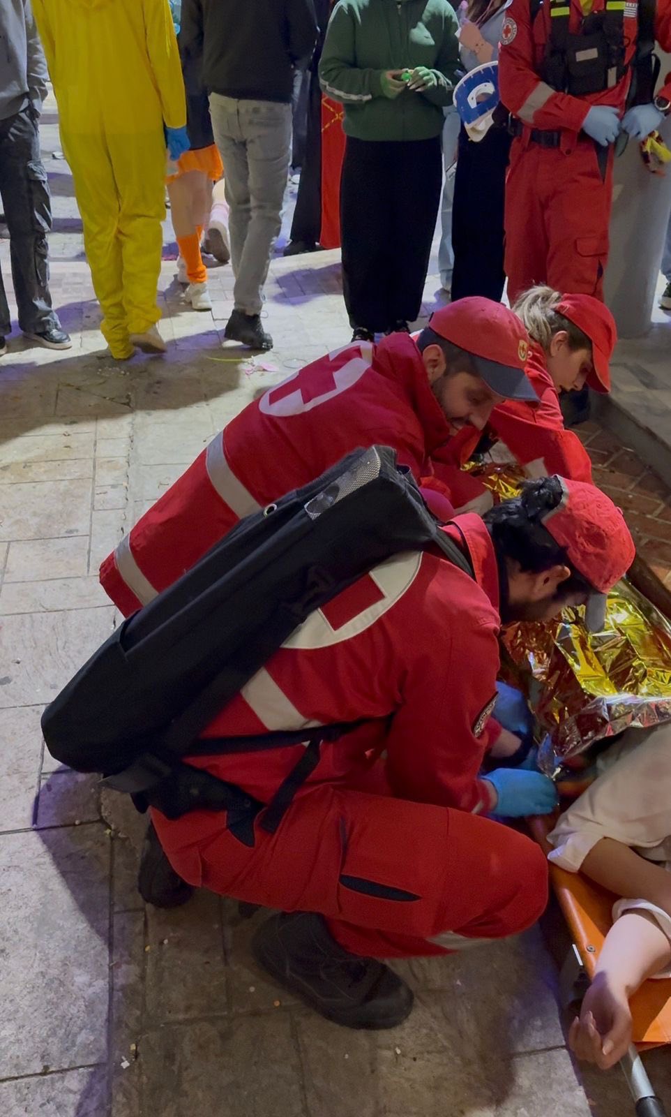 Πάτρα: Κακώσεις, λιποθυμίες, εκδορές σε 223 περιστατικά - Φύλαξη και με λέμβο - Ο επίσημος απολογισμός του Ερυθρού Σταυρού στο Καρναβάλι ΒΙΝΤΕΟ - ΦΩΤΟ