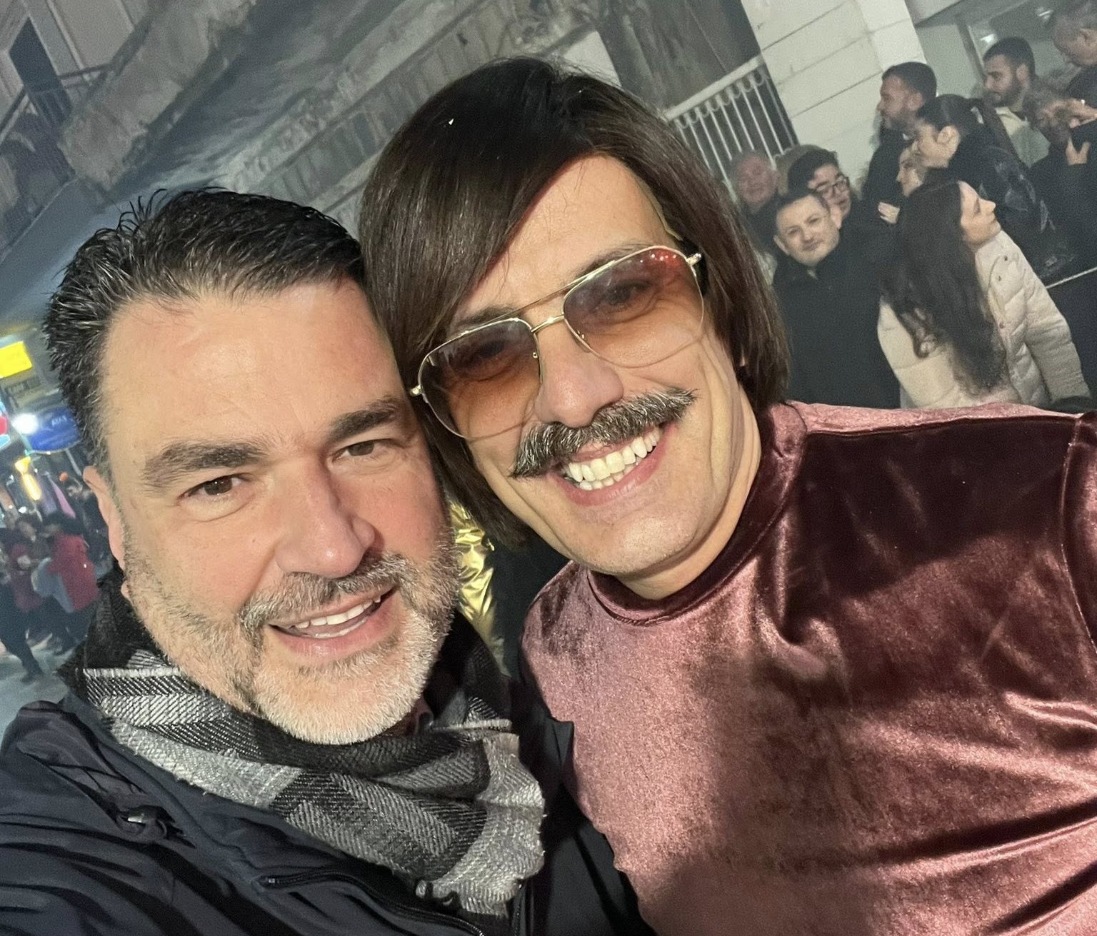 Ο Σκιαδαρέσης με Τόνι Σφήνο...«πέταξαν» Καρναβαλικά στην Ανδραβίδα ΦΩΤΟ 29 Ο Σκιαδαρέσης με Τόνι Σφήνο…«πέταξαν» Καρναβαλικά στην Ανδραβίδα ΦΩΤΟ