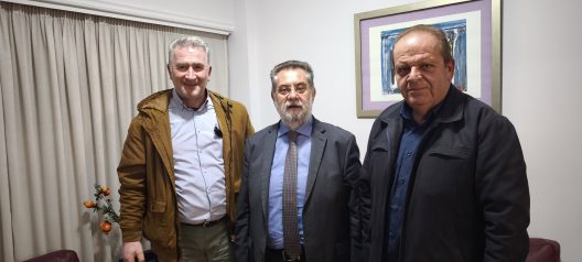 Πάτρα: Ο ΣΥΡΙΖΑ με τους Ιδιοκτήτες Ταξί για την βιωσιμότητα του κλάδου ΦΩΤΟ