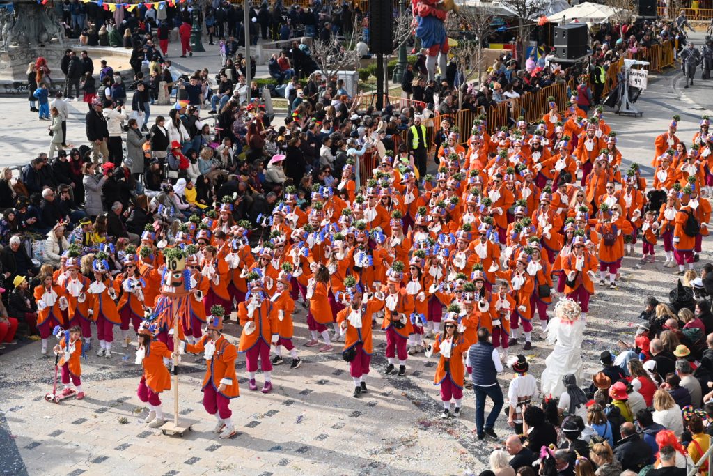Πατρινό Καρναβάλι 2026: Αφησε εποχή η Μεγάλη Παρέλαση, χιλιάδες καρναβαλιστές μετέφεραν το κέφι ΦΩΤΟ - ΒΙΝΤΕΟ