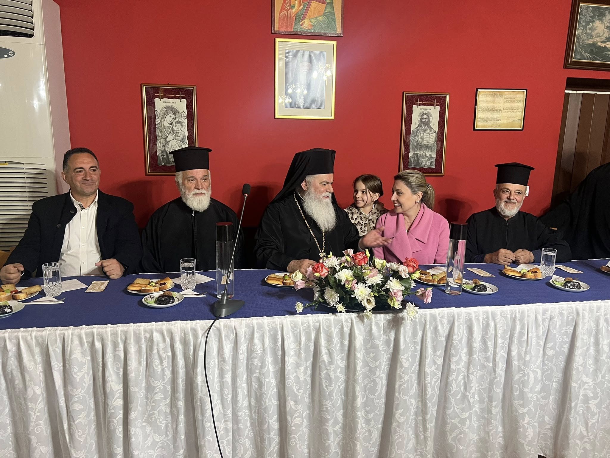 Στους Ά Χαιρετισμούς με Ιερώνυμο, στην Αιγείρα, η Αλεξοπούλου ΦΩΤΟ 29 Στους Ά Χαιρετισμούς με Ιερώνυμο, στην Αιγείρα, η Αλεξοπούλου ΦΩΤΟ