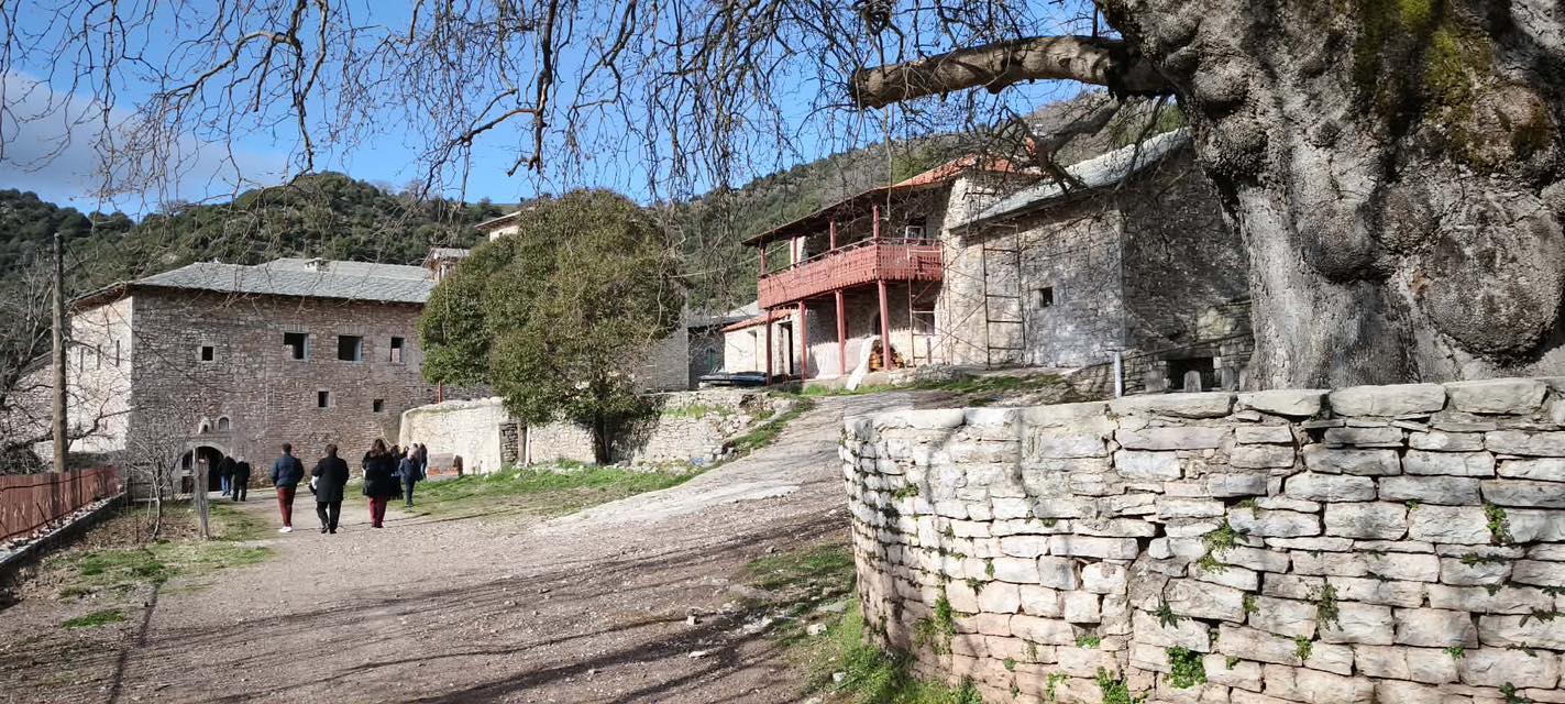 Εόρτασε η Μονή των Αγίων Θεοδώρων Αροανίας ΦΩΤΟ