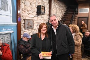 Παρουσιάστηκε το νέο μυθιστόρημα της Γιώτας Κοντογεωργοπούλου, «Τάματα» ΦΩΤΟ 33 Παρουσιάστηκε το νέο μυθιστόρημα της Γιώτας Κοντογεωργοπούλου, «Τάματα» ΦΩΤΟ