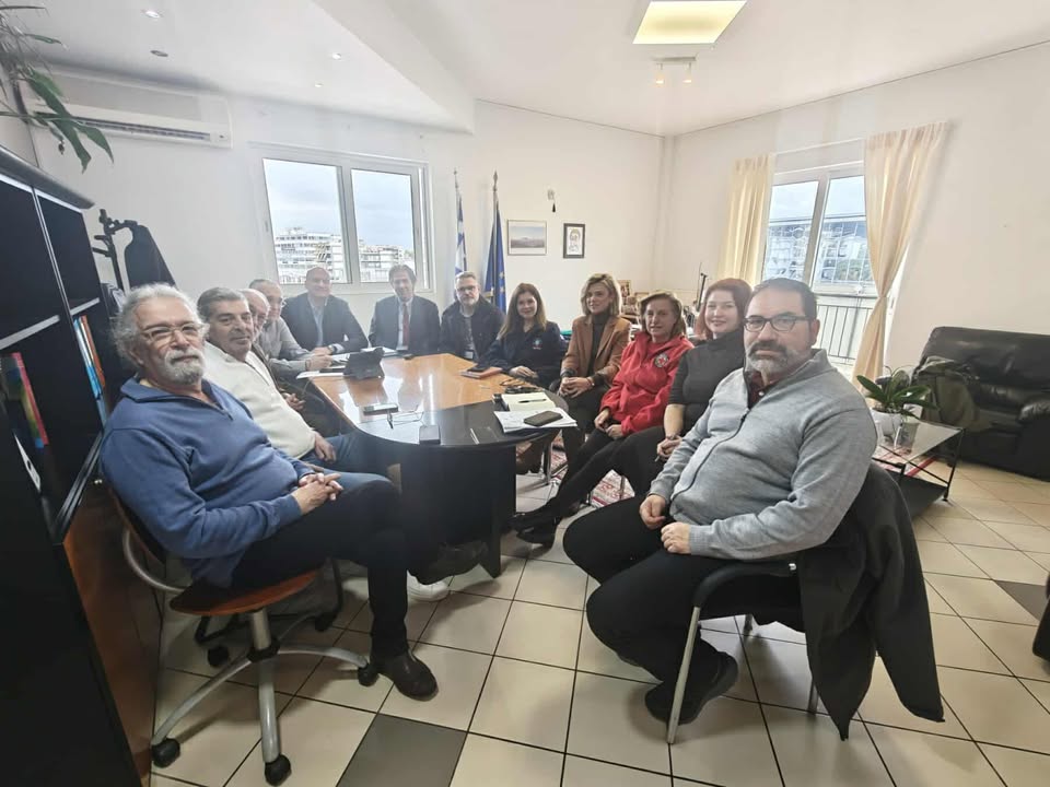 Πάτρα: Μέτρα για περίθαλψη περιστατικών στο Πατρινό Καρναβάλι, ειδική σύσκεψη ΦΩΤΟ 30 Πάτρα: Μέτρα για περίθαλψη περιστατικών στο Πατρινό Καρναβάλι, ειδική σύσκεψη ΦΩΤΟ