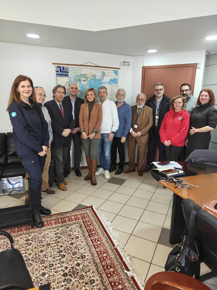 Πάτρα: Μέτρα για περίθαλψη περιστατικών στο Πατρινό Καρναβάλι, ειδική σύσκεψη ΦΩΤΟ 29 Πάτρα: Μέτρα για περίθαλψη περιστατικών στο Πατρινό Καρναβάλι, ειδική σύσκεψη ΦΩΤΟ