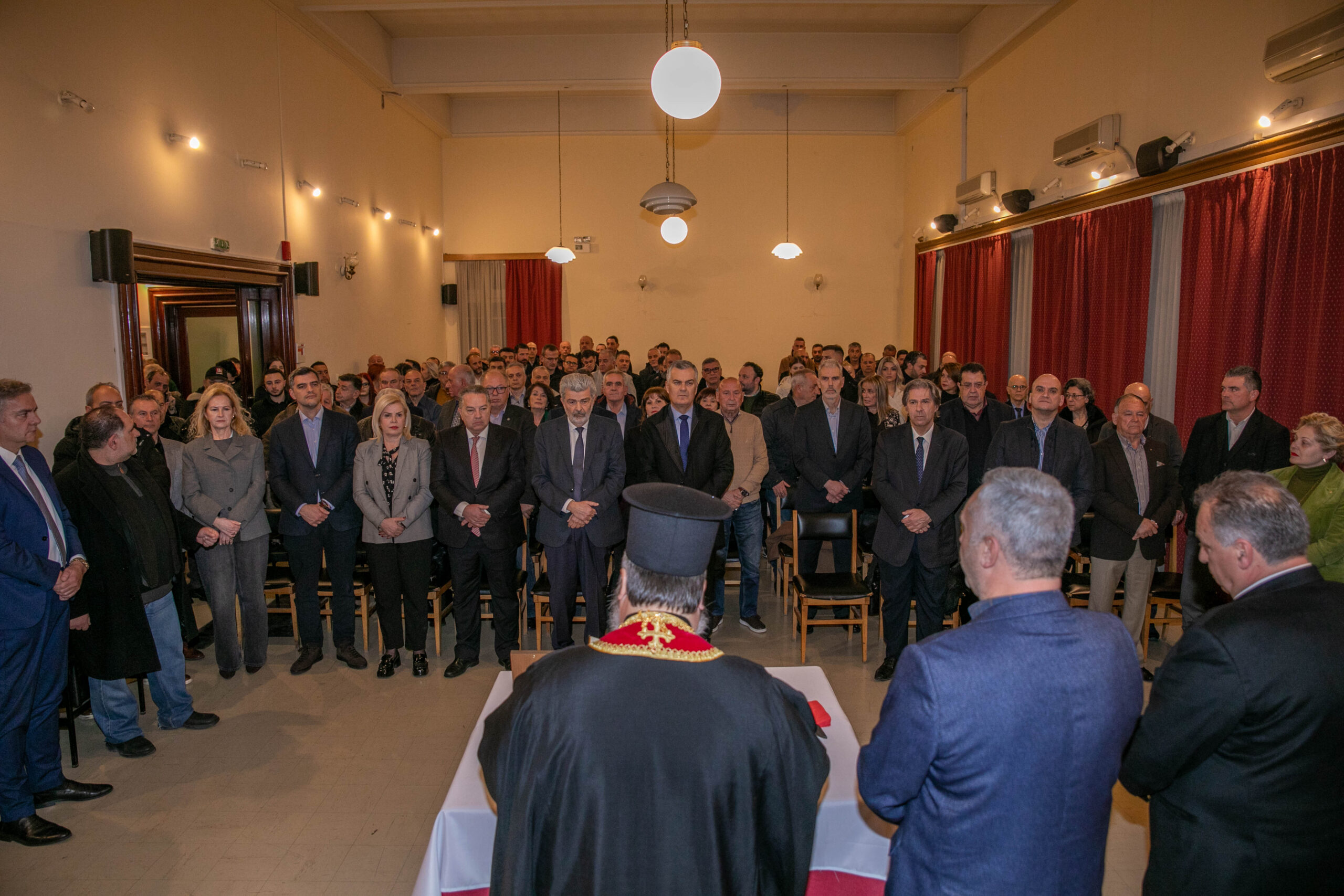 Mε Μαραβέγια και Μέγγουλη η πίτα των Εμπόρων της Πάτρας ΦΩΤΟ