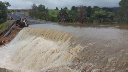 Νέα Ζηλανδία: Στο έλεος καταιγίδων, με πλημμύρες και έναν νεκρό