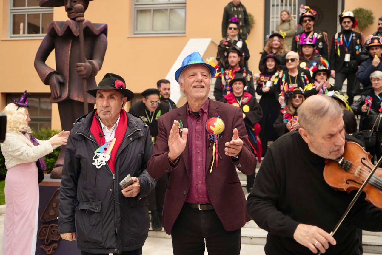 Τσικνοπέμπτη στην Πάτρα: Το κέντρο «πήρε φωτιά» με Βαλκανικούς ρυθμούς ΦΩΤΟΡΕΠΟΡΤΑΖ