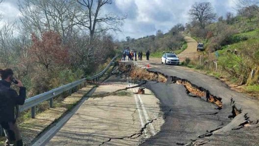 Πατρών - Τριπόλεως: Προσωρινή λύση αποφάσισε η Περιφέρεια σε έκτακτη σύσκεψη - Πόσες μέρες θα παραμείνει κλειστός ο δρόμος