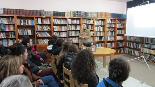 Μαθητές του 1 ΓΕΛ Πατρών στο Σχολείο Δεύτερης Ευκαιρίας των Φυλακών Αγίου Στεφάνου ΦΩΤΟ