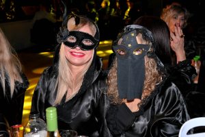 Τα «Μπουρμπούλια», ο Χορός του Ντόμινο, ο Γιοκαρίνης και ο Ζιώγαλας ΦΩΤΟ 44 Τα «Μπουρμπούλια», ο Χορός του Ντόμινο, ο Γιοκαρίνης και ο Ζιώγαλας ΦΩΤΟ