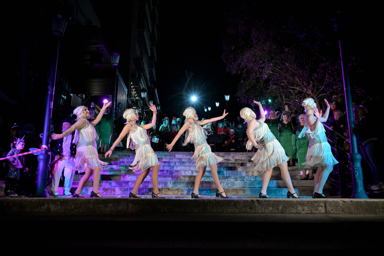 Η μουσικοχορευτική εκδήλωση «Χοροί και Τραγούδια του Καιρού» από τις ΣφήγΚΕΣ στις ιστορικές σκάλες ΦΩΤΟ