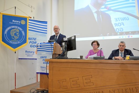 Ημερίδα για την Νεανική Παραβατικότητα του Διεθνούς Ρόταρυ στην Πάτρα ΦΩΤΟ