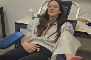 Μαθητές και καθηγητές του Λυκείου Δεμενίκων σε αιμοδοσία...καρδιάς ΦΩΤο 34 Μαθητές και καθηγητές του Λυκείου Δεμενίκων σε αιμοδοσία...καρδιάς ΦΩΤο