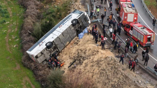 Τουρκία: Πολύνεκρο τροχαίο δυστύχημα με λεωφορείο ΒΙΝΤΕΟ ΦΩΤΟ