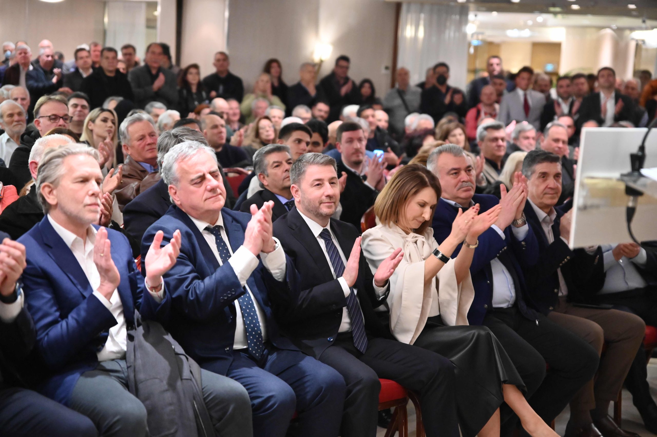 Μήνυμα ενότητας και νίκης στο ΠΑΣΟΚ από τον Μ. Κατρίνη ΦΩΤΟ