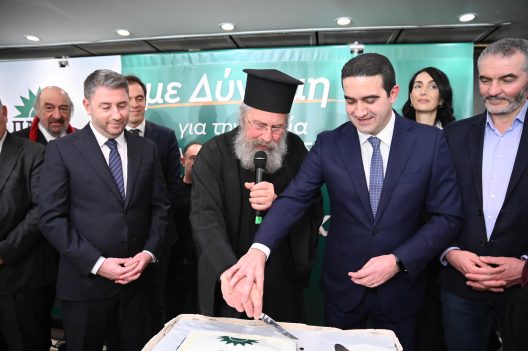 Μήνυμα ενότητας και νίκης στο ΠΑΣΟΚ από τον Μ. Κατρίνη ΦΩΤΟ