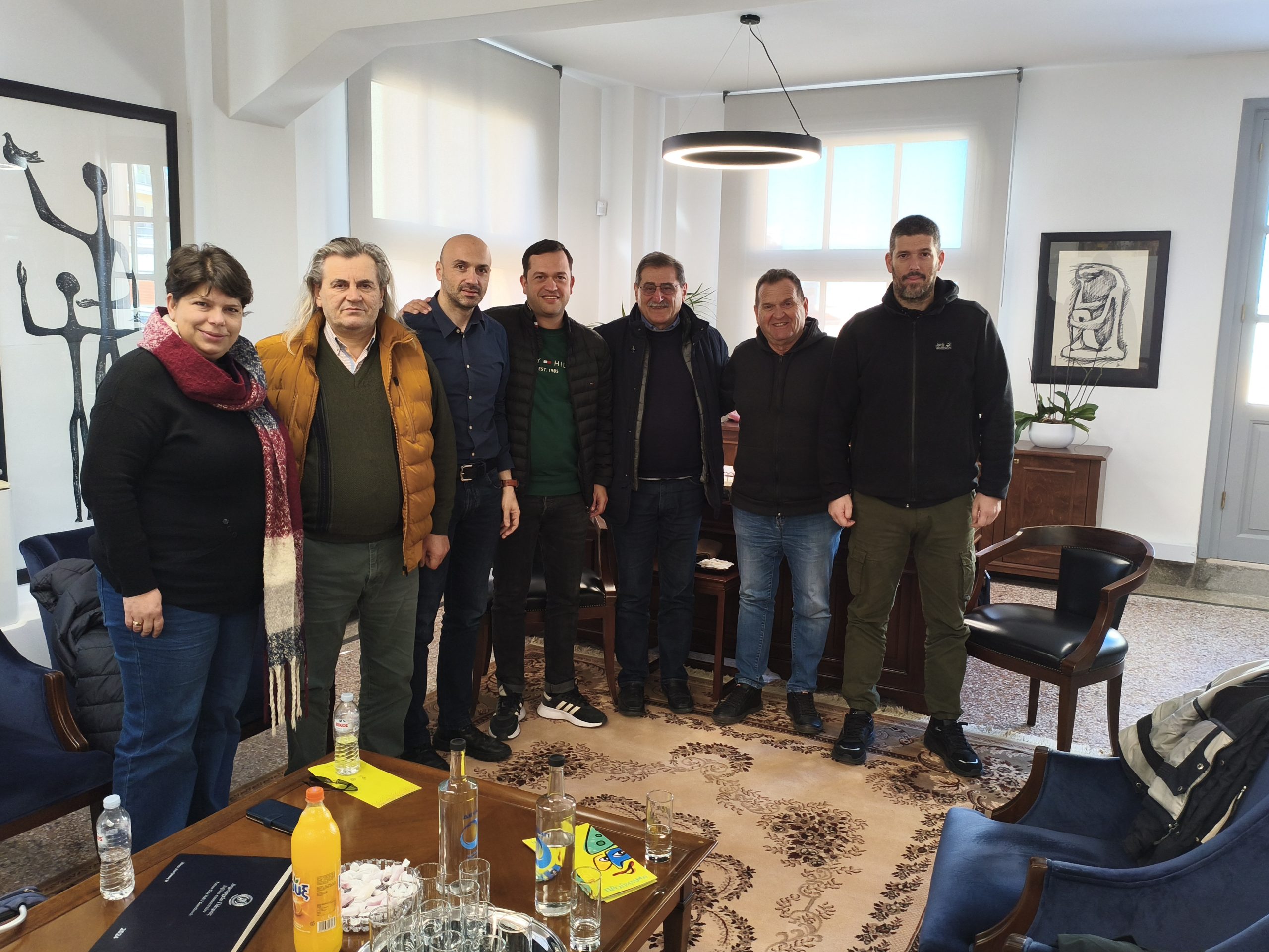 Πάτρα: Αντιπροσωπεία της Διδασκαλικής Ομοσπονδίας Ελλάδας, στο Δημαρχείο