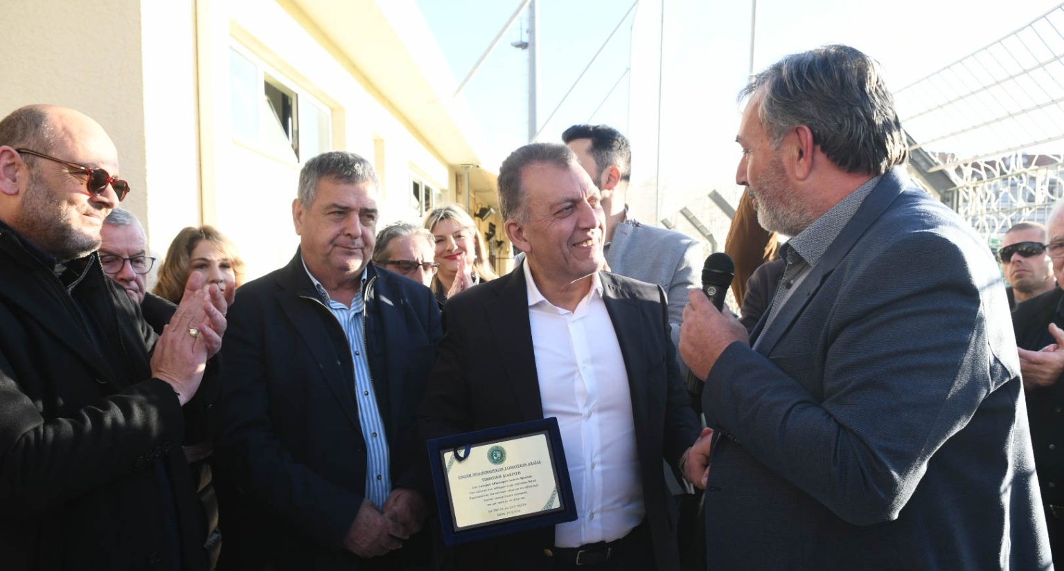 Πάτρα: Ο αν. υπουργός Αθλητισμού Γ. Βρούτσης στα Προσφυγικά - «Αναβαθμίζουμε τον Αθλητισμό» ΦΩΤΟ