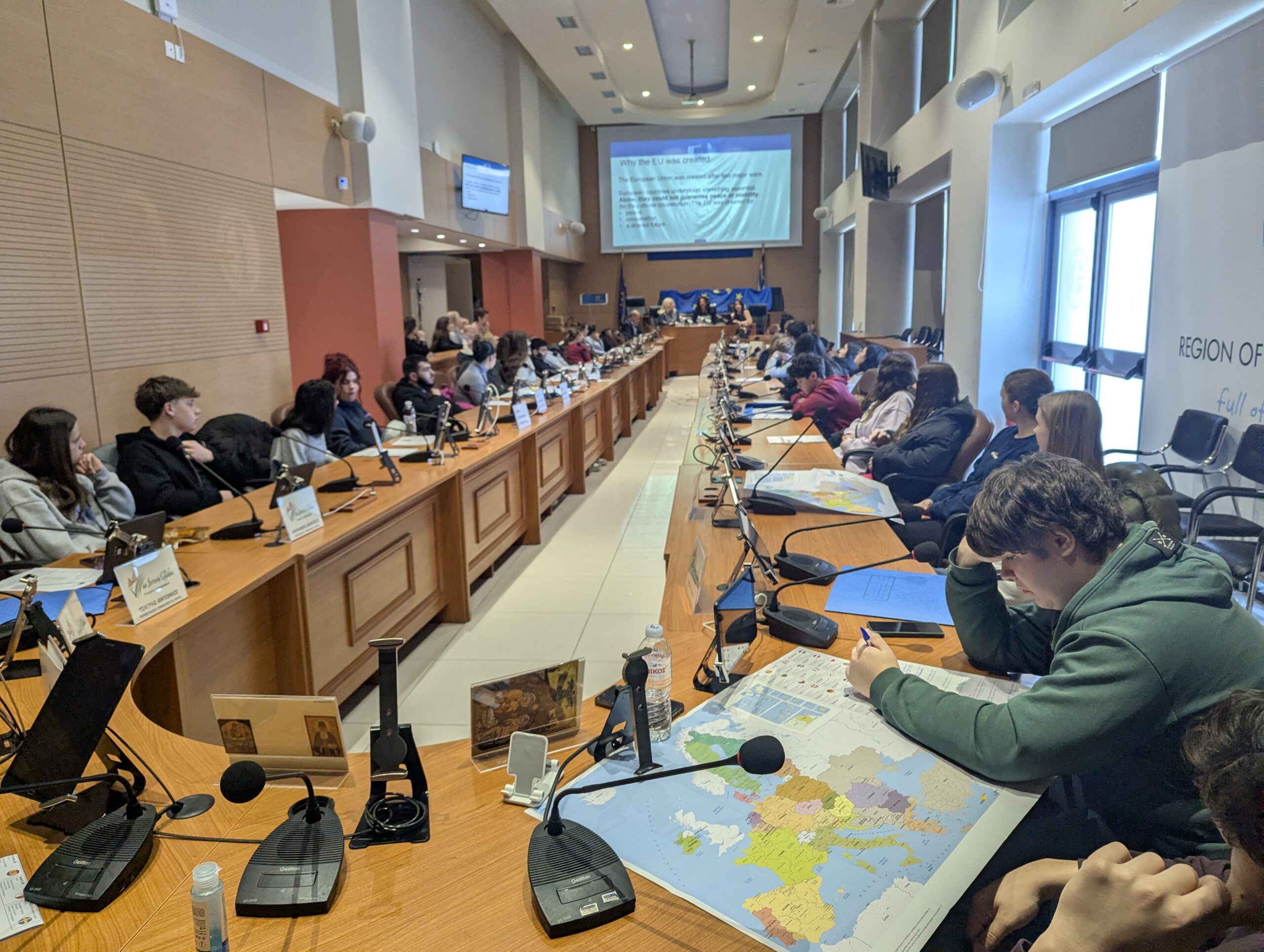 Η Πάτρα σε Ευρωπαϊκό διάλογο με μαθητές από Γερμανία και Κύπρο στο 1ο ΓΕΛ ΦΩΤΟ 6 Η Πάτρα σε Ευρωπαϊκό διάλογο με μαθητές από Γερμανία και Κύπρο στο 1ο ΓΕΛ ΦΩΤΟ