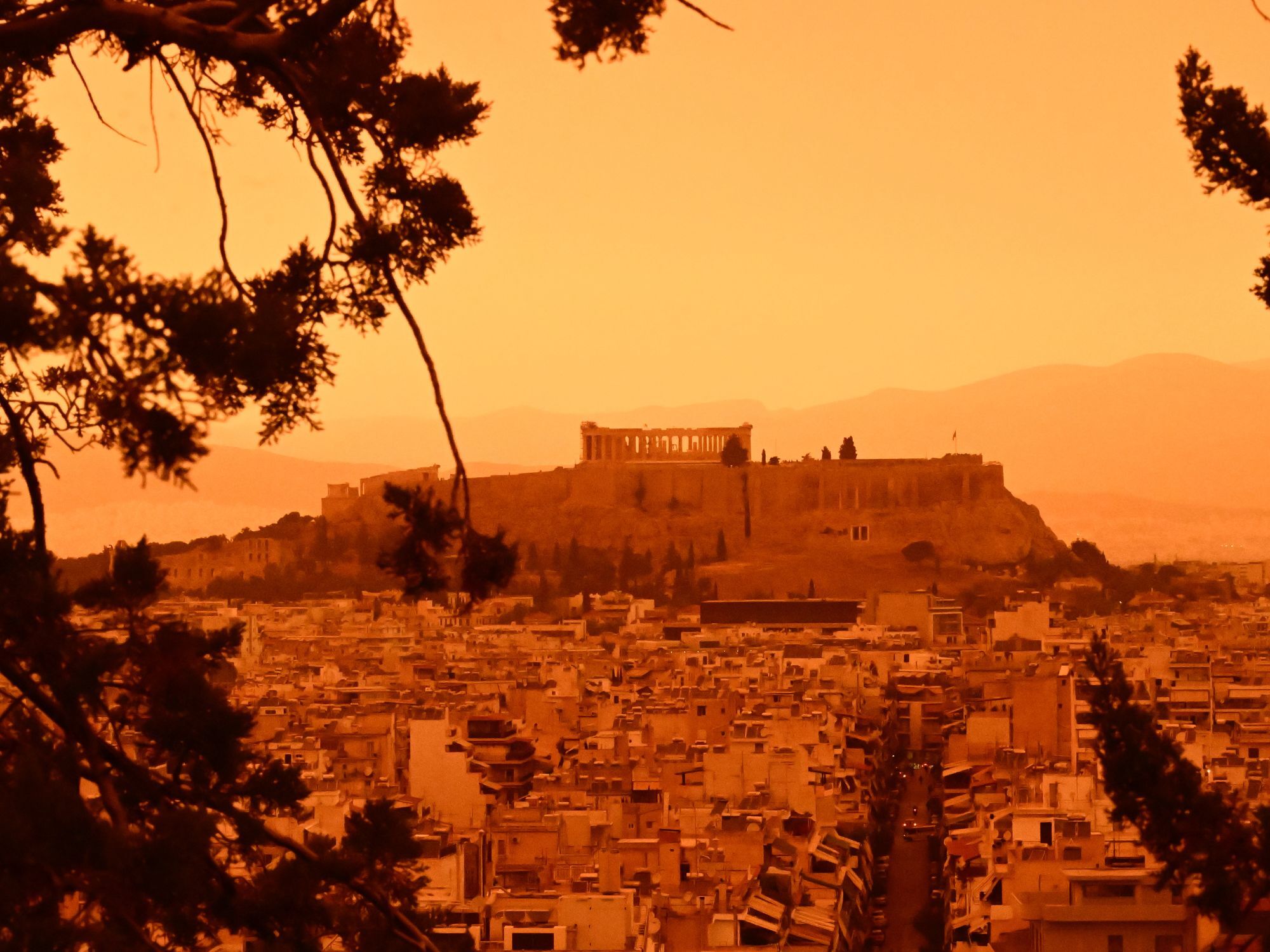 Επιστροφή της αφρικανικής σκόνης το Σαββατοκύριακο, σε ποιες περιοχές ΧΑΡΤΕΣ